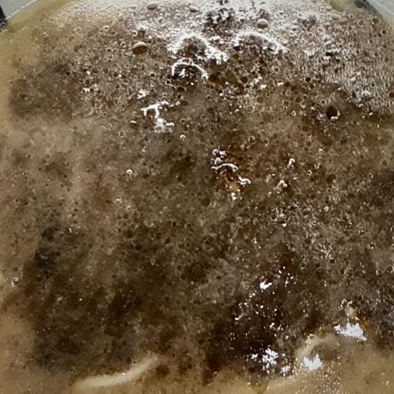 佐賀ラーメン いちげん。 佐賀県佐賀市川副町大字西古賀 卵黄入りラーメン 最高級一番摘み 干海苔 豚骨ラーメン