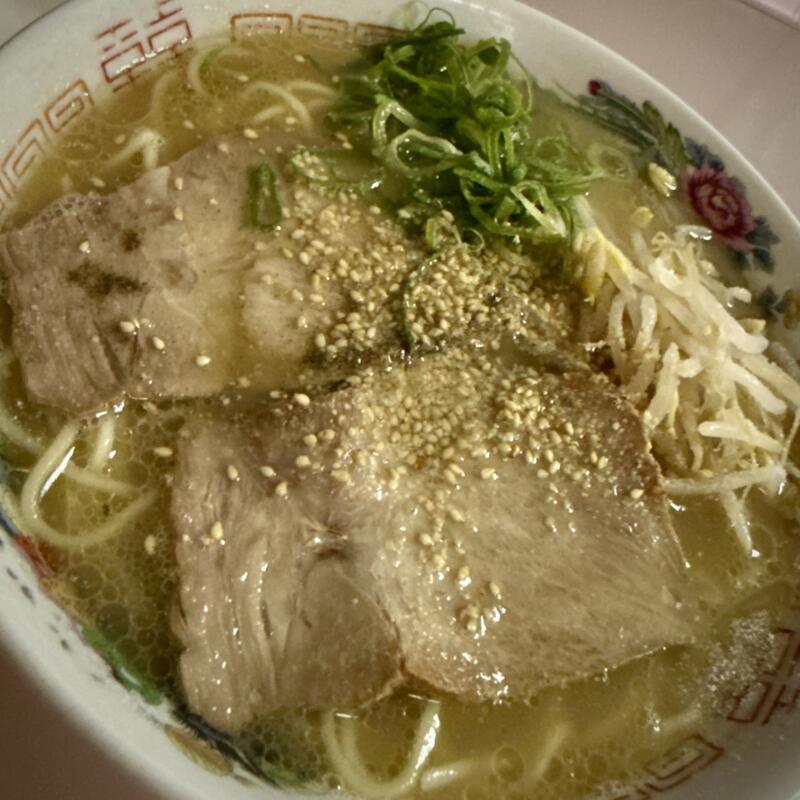 ラーメン専門店 藤原来々軒 大分県佐伯市鶴岡町 ラーメン 豚骨ラーメン 佐伯ラーメン 具
