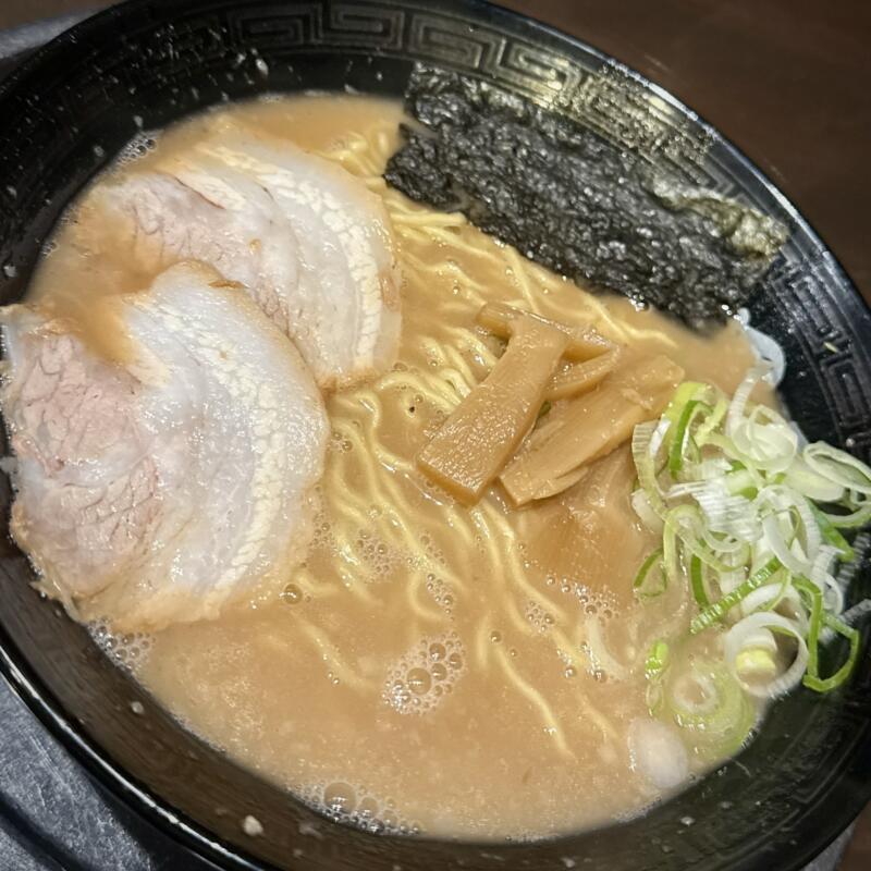 風来軒 加納本店 ふうらいけん 宮崎県宮崎市清武町大字加納 とんこつラーメン 宮崎ラーメン 濃厚豚骨ラーメン 具