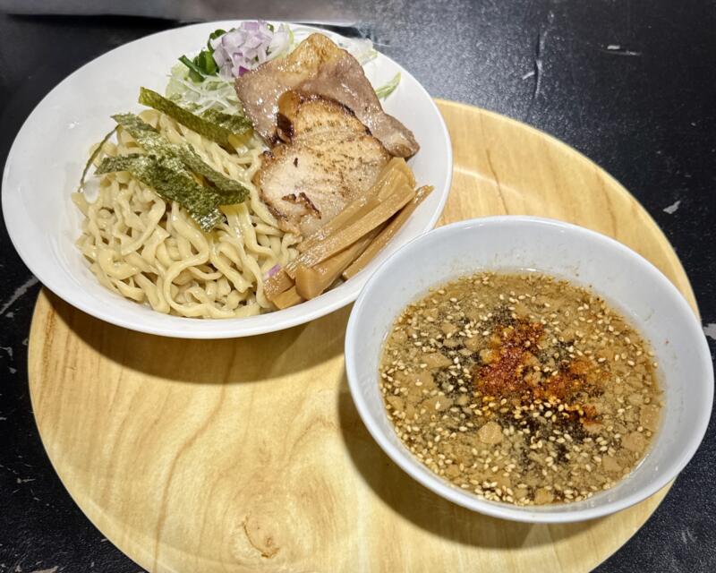 ラーメン 鈴や すずや 山形県鶴岡市日吉町 鶴岡駅前 サンロード日吉商店街 鈴やのつけ麺