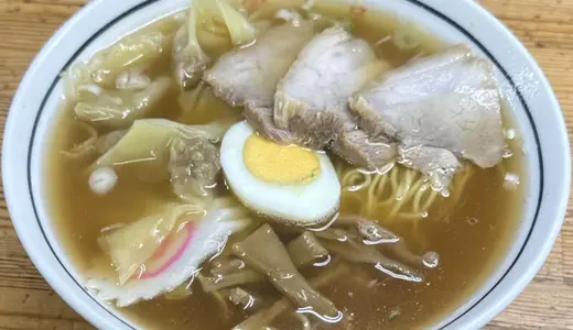 ラーメン富士屋 古川本店＠宮城県大崎市古川七日町にてワンタンメンをオーダー！今年で創業80年の老舗で食べる「醤油味一筋」を掲げるノスラーの逸品♪