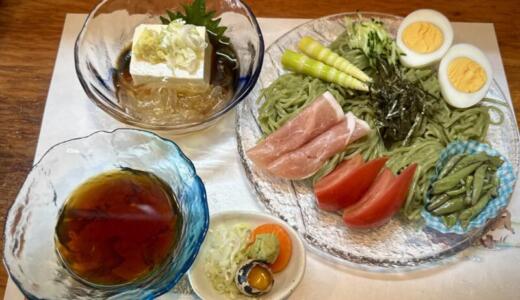 うなぎ スッポン ふじ繁＠秋田県秋田市中通にてザル中華＆うな重半分(吸物付)をオーダー！秋田名物とも言うべきワカメ麺×ジュンサイの組み合わせが妙な冷涼麺とハーフ鰻重でスタミナアップ♪
