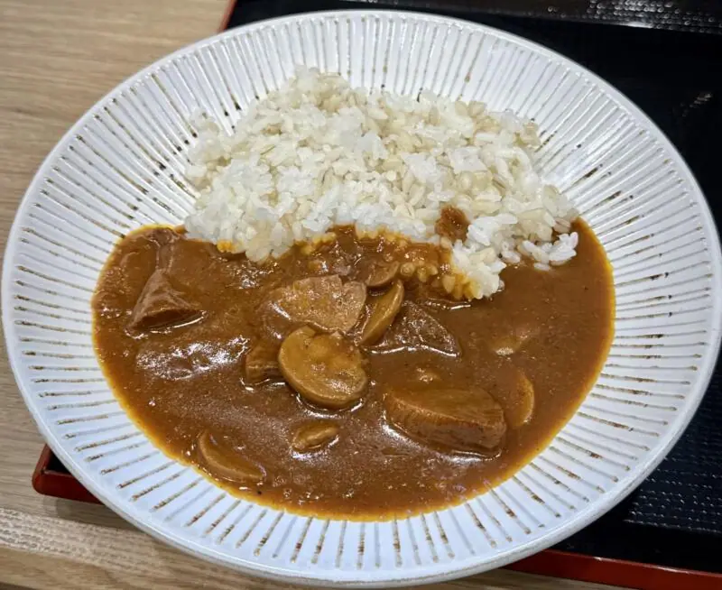 牛たん炭焼 利久 イオンモール秋田店 秋田県秋田市御所野地蔵田 イオンモール秋田1F こまちダイニング 牛たんカレーライス＋ラーメンセット 醤油ラーメン