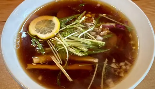 麺屋Sasaki(ささき)@秋田県由利本荘市水林にて中華そば＆チャーハン(小)をオーダー！ご当地・親鶏ラーメン＆十八番系ラーメンを提供する千代菊の跡地にオープンした新店♪