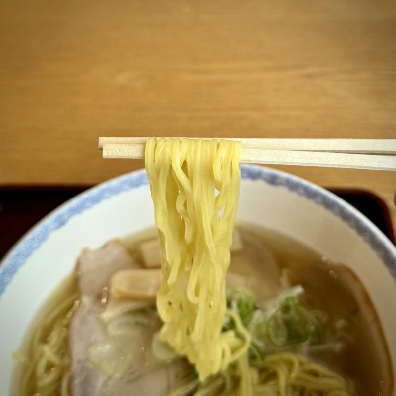 レストラン 太平(おいだら) 秋田県秋田市仁別 The BOON クアドーム ザ・ブーン2階 塩らぁめん 塩ラーメン ニラ辛醤 麺 林泉堂
