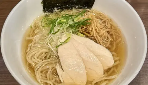 香味亭@秋田県横手市婦気大堤にて吉次焼き干しの芳醇塩ラーメンをオーダー！圧倒的なキンキの素材感で旨みを炸裂させた店名の所以を感じる香り高き逸品♪