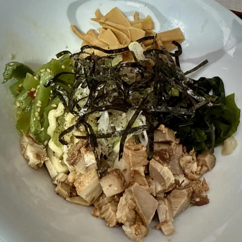 麺屋酒田 in みなと 山形県酒田市船場町 船麺 小 納豆 マヨネーズ 辛味噌 ワカメスープ付き 具