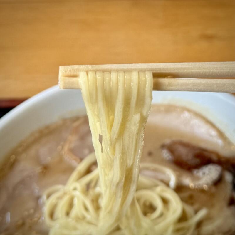 鷹乃巣 たかのす 山形県鶴岡市小淀川 極みとんこつ 豚骨ラーメン 自家製麺
