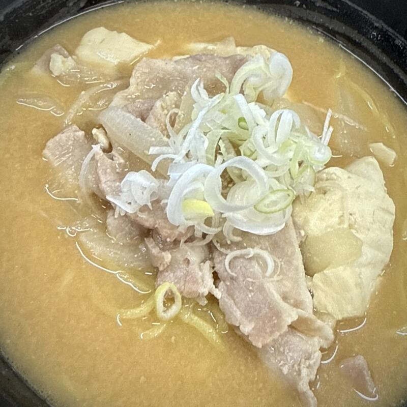 とん汁 たちばな とん汁の店 新潟県妙高市栗原 とん汁ラーメンセット ライス小盛り 妙高豚汁ラーメン 味噌ラーメン 具