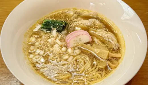 麺屋 さわ＠秋田県能代市通町にて鶏中華をオーダー！麹×麺×野菜の「最後の一滴まで楽しめる」がコンセプトの新店のラーメン♪