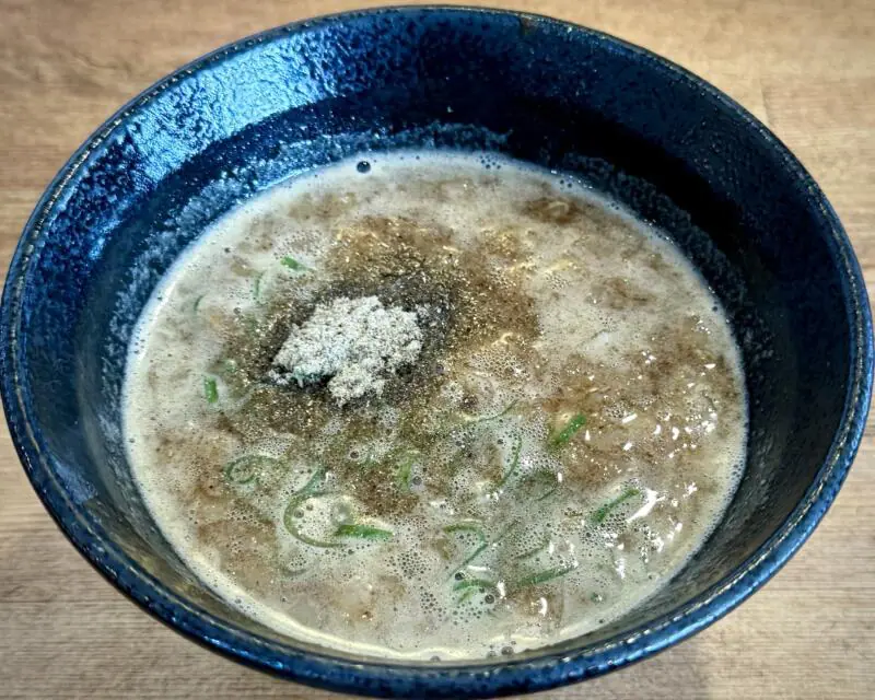 らぁ麺 とさかや 秋田県能代市落合 濃厚煮干しつけ麺 濃厚豚骨魚介系つけめん つけ汁 スープ