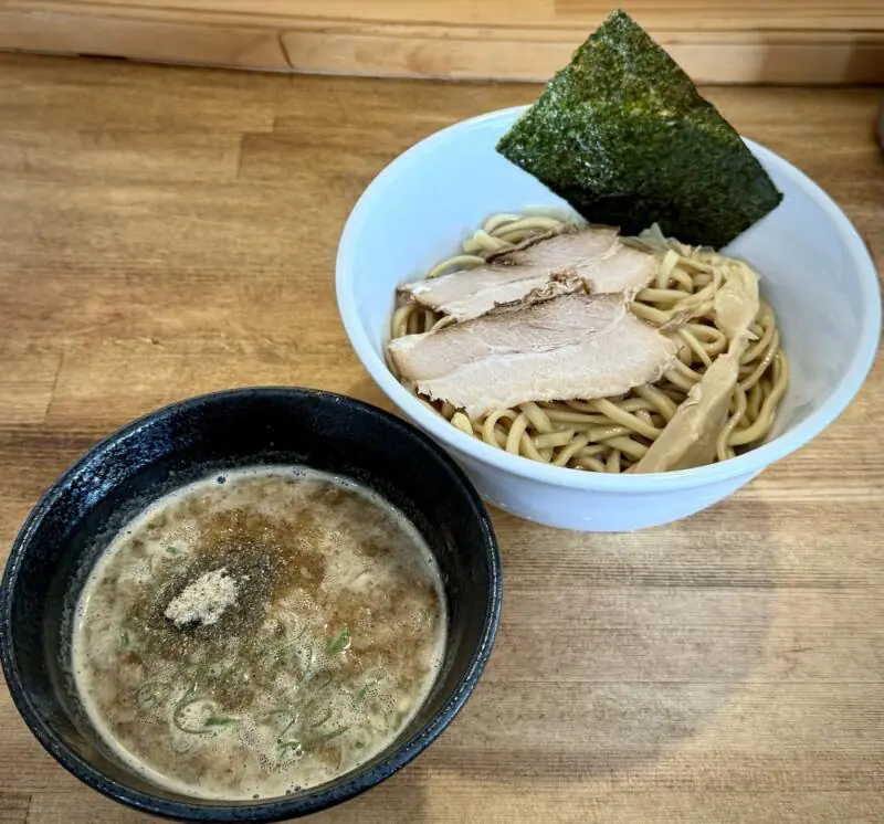 らぁ麺 とさかや 秋田県能代市落合 濃厚煮干しつけ麺 濃厚豚骨魚介系つけめん