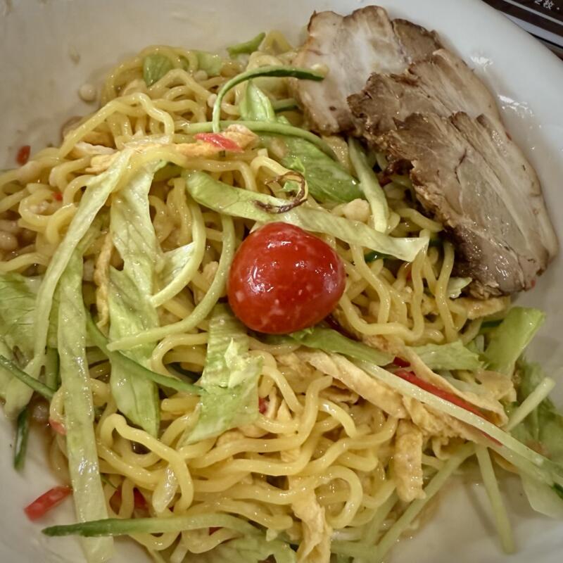 DINING とんま ダイニングとんま 秋田県秋田市山王 冷やし中華 混ぜる