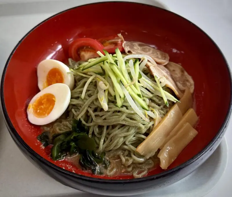 玉川温泉食堂 秋田県仙北市田沢湖玉川 日替り定食 冷みそラーメンおにぎり 味噌ラーメン 味噌おにぎり 小鉢 スイーツ