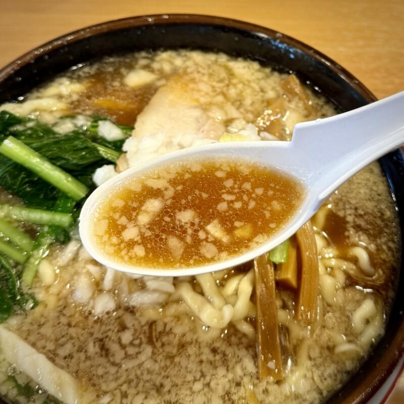 大むら食堂 新潟県燕市小高 中華 太麺 中華そば 新潟ご当地 燕背脂ラーメン 背脂醤油ラーメン スープ