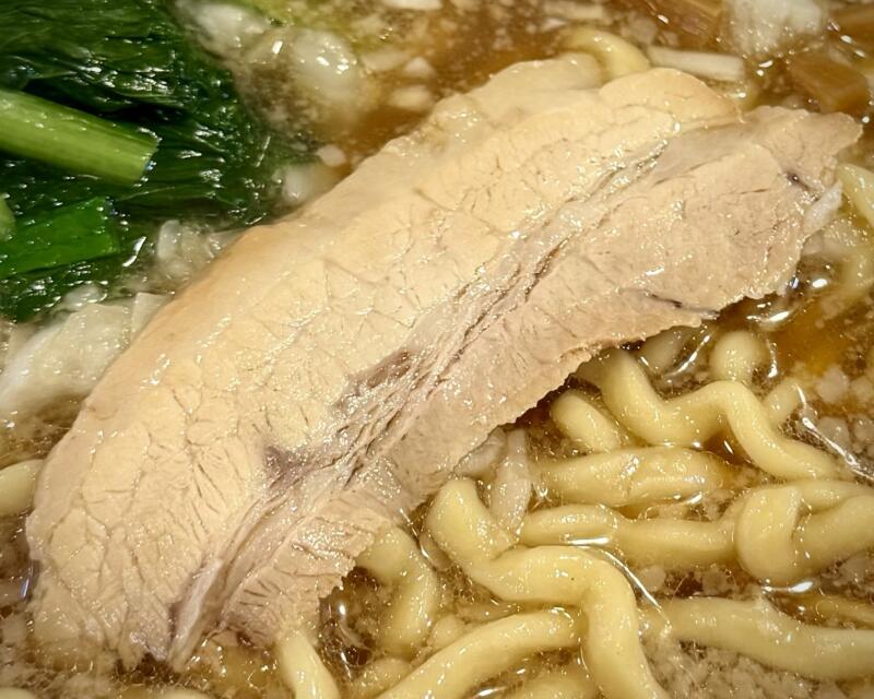 大むら食堂 新潟県燕市小高 中華 太麺 中華そば 新潟ご当地 燕背脂ラーメン 背脂醤油ラーメン チャーシュー