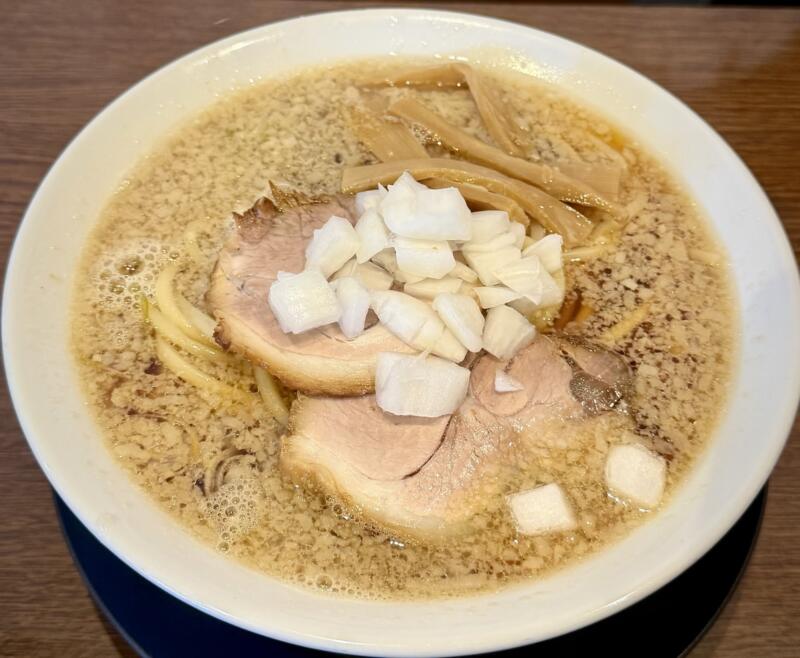 麺舗ソニデロ めんぽ 碧空麺舗 アオゾラメンポ 新潟県新発田市島潟 煮干背油ラーメン 燕背油醤油ラーメン 津軽煮干しラーメン