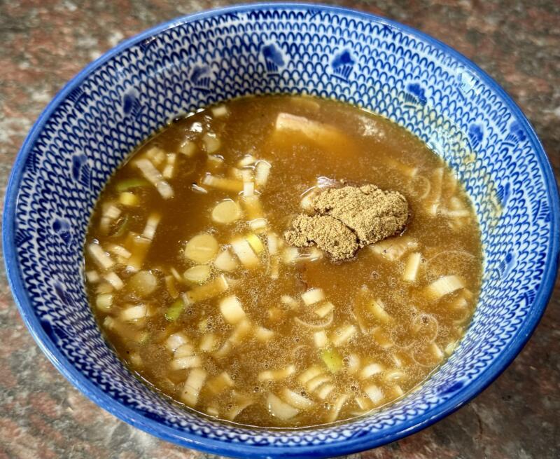 らーめんや煌 きら 新潟県新発田市新栄町 つけ麺 濃厚豚骨魚介系つけめん つけ汁 スープ