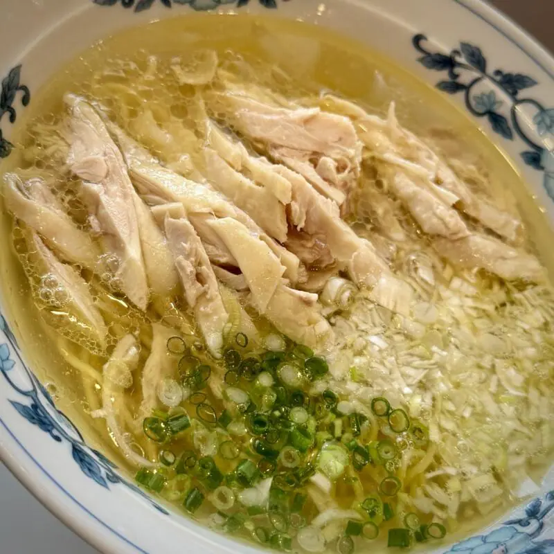 中国料理 パリスタ飯店 旧鷹巣町 秋田県北秋田市松葉町 鶏絲湯麺 鶏の千切りそば 塩ラーメン 具