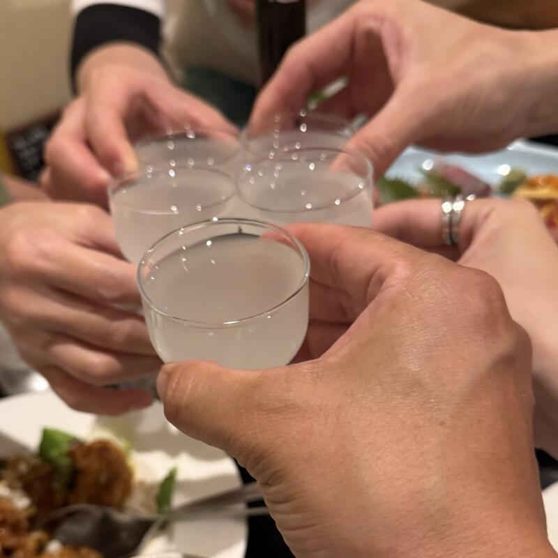 創作厨房 五臓六腑 ごぞうろっぷ 秋田県大仙市大曲丸の内 日本酒 乾杯