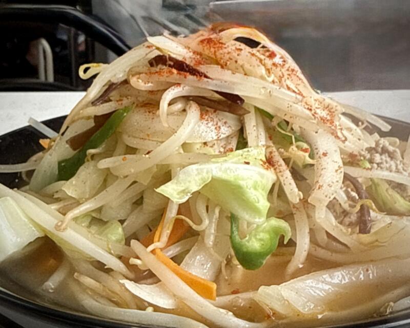 野菜たっぷりタンメンの店 大久保 岩手県宮古市崎鍬ヶ崎 野菜たっぷり旨辛タンメン 具