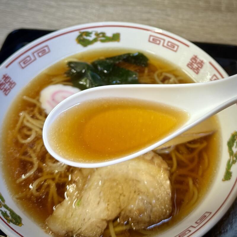 森の駅食堂 秋田県仙北市田沢湖卒田 醤油ラーメン スープ