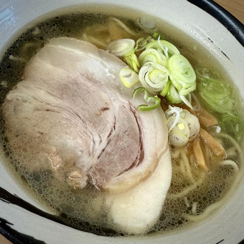 拉麺 だし屋 だしや 岩手県雫石町七ツ森 日高昆布と羅臼しお 塩中華そば 塩ラーメン 具