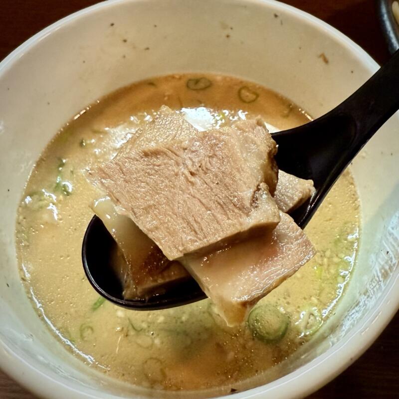 つけ麺・らーめん 越後維新 湯沢本店 新潟県南魚沼郡湯沢町湯沢 つけとん 豚骨つけ麺 チャーシュー
