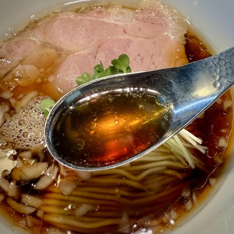 麺処清水 南魚沼本店 新潟県南魚沼市四十日 中華そば 醤油ラーメン スープ