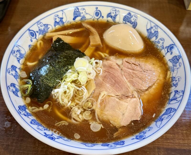 らーめん萬亀 ばんき 秋田県秋田市中通 秋田駅前 あっさり正油 醤油ラーメン