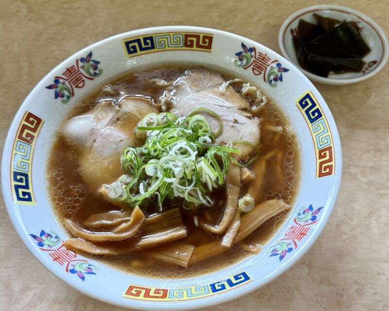 中華そば あお鬼 あおおに 青森県青森市中佃 ラーメン 中 津軽煮干しラーメン 醤油ラーメン 昆布の煮物付き