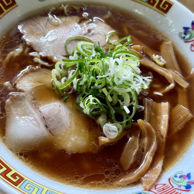 中華そば あお鬼 あおおに 青森県青森市中佃 ラーメン 中 津軽煮干しラーメン 醤油ラーメン 具