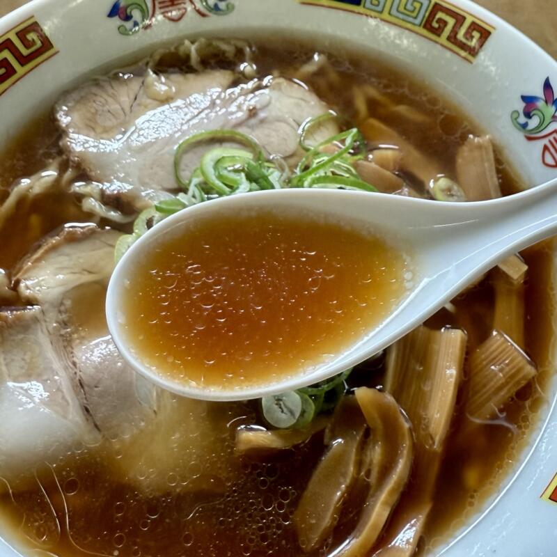 中華そば あお鬼 あおおに 青森県青森市中佃 ラーメン 中 津軽煮干しラーメン 醤油ラーメン スープ