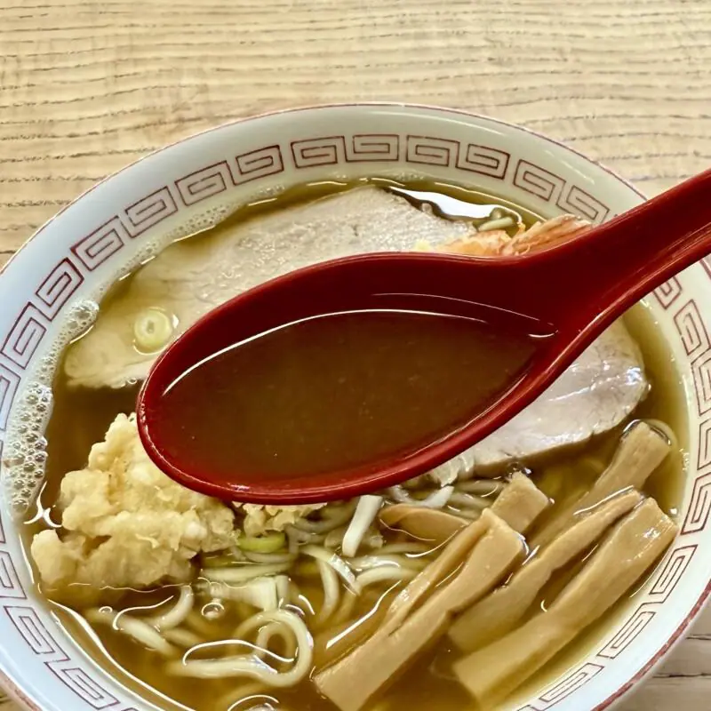 原食堂 はら食堂 はらしょく 青森県青森市松原 天中華そば(えび天入り) 天麩羅中華そば 青森ご当地 津軽煮干しラーメン 醤油ラーメン スープ