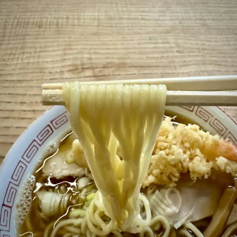 原食堂 はら食堂 はらしょく 青森県青森市松原 天中華そば(えび天入り) 天麩羅中華そば 青森ご当地 津軽煮干しラーメン 醤油ラーメン 自家製麺