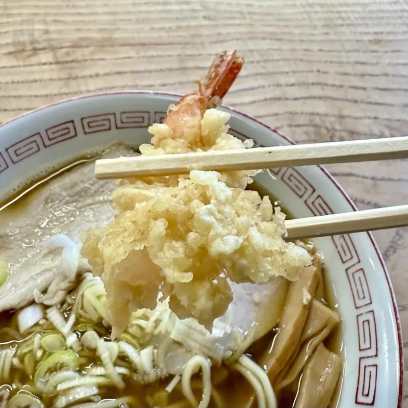 原食堂 はら食堂 はらしょく 青森県青森市松原 天中華そば(えび天入り) 天麩羅中華そば 青森ご当地 津軽煮干しラーメン 醤油ラーメン 具