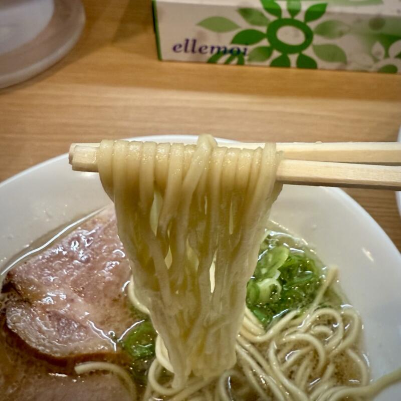 夜来香食堂﻿ イエライシャンしょくどう 秋田県秋田市八橋大畑 ラーメンセット 煮干し中華ソバ 煮干しラーメン 醤油ラーメン 湯の台食堂 自家製麺