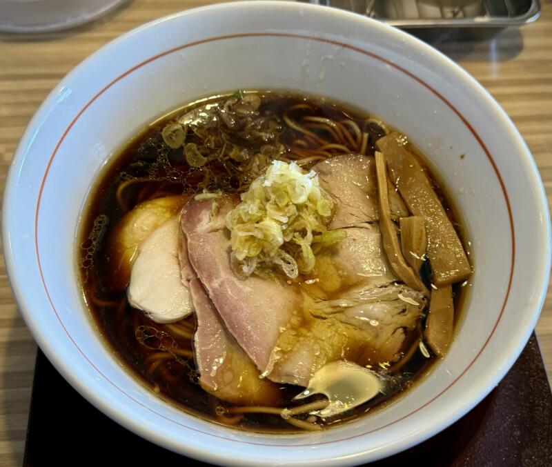 らぁ麺 おかむら 福島県郡山市大槻町 おかぶらっく 黒醤油ラーメン 郡山ブラック