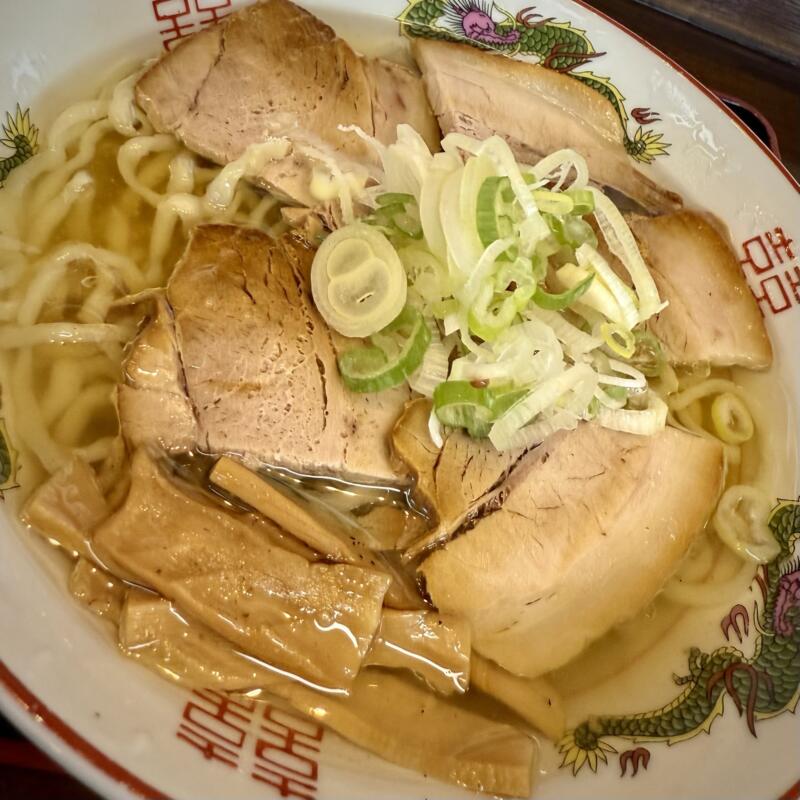 麺や飯や 仁 じん 福島県伊達市姥ケ懐 塩らーめん 伊達鶏 塩ラーメン 具