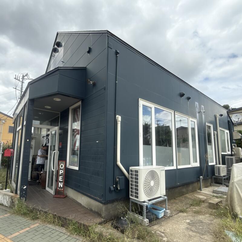 RAMEN HITONI YASASHIKU ラーメン ひとにやさしく 秋田県秋田市広面 外観