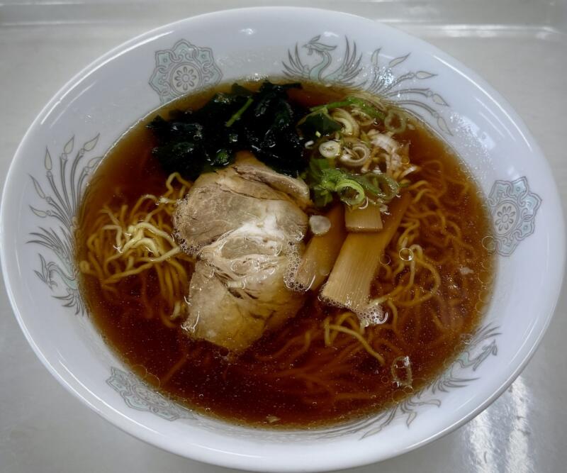 食堂 キッチン桃山 ももやま 秋田県秋田市中通 北都ビルディング8階 醤油ラーメン