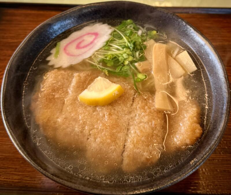 みんなの店 わいわい 秋田県鹿角郡小坂町小坂鉱山 かつラーメン ご当地麺 ソウルフード こさかまちかつらーめん 比内地鶏醤油ラーメン