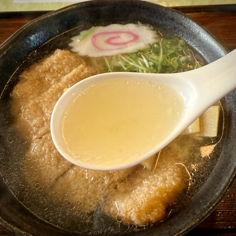 みんなの店 わいわい 秋田県鹿角郡小坂町小坂鉱山 かつラーメン ご当地麺 ソウルフード こさかまちかつらーめん 比内地鶏醤油ラーメン スープ