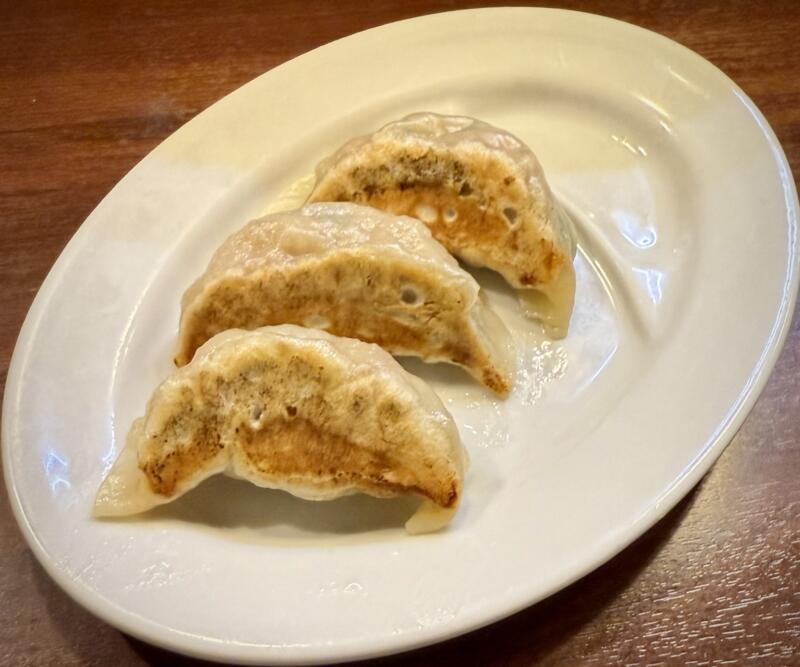 麺の風 祥気 しょうき 新潟県長岡市寺島町 ジャンボ焼餃子(3ヶ入り) ギョーザ