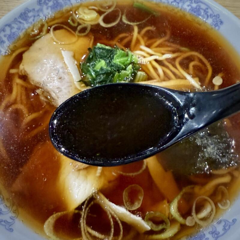 ラーメン あおきや 長岡インター店 新潟県長岡市南七日町 ラーメン 新潟ご当地 長岡生姜醤油ラーメン スープ