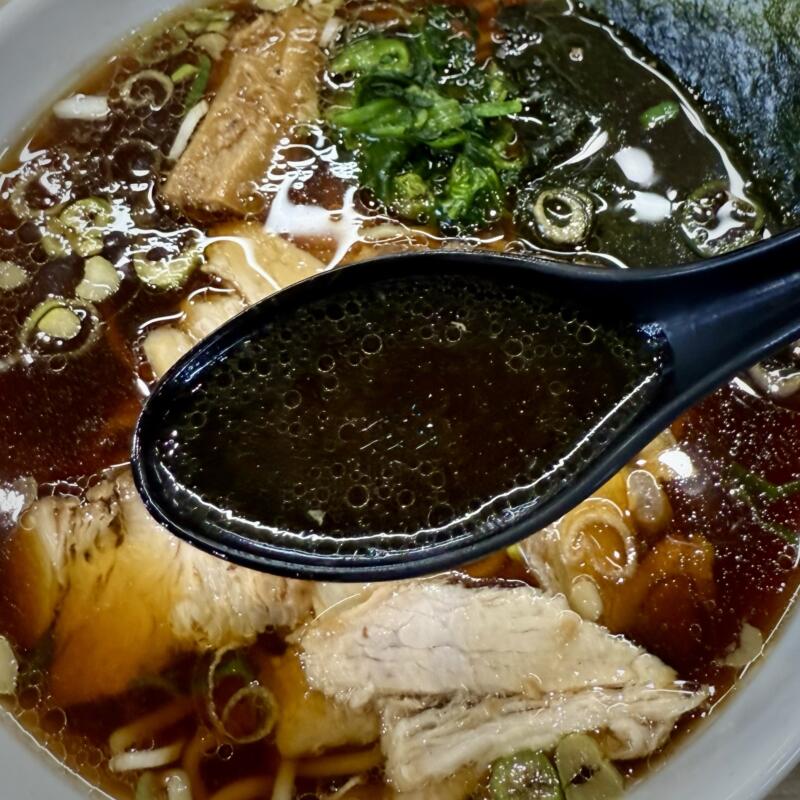 ラーメン たいち 堺東町店 新潟県長岡市堺東町 ラーメン 新潟ご当地 長岡生姜醤油ラーメン スープ
