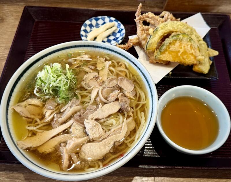 そば処 東亭 ひがしてい 山形県東根市さくらんぼ駅前 げそ天肉中華 冷たい肉中華 冷やしラーメン