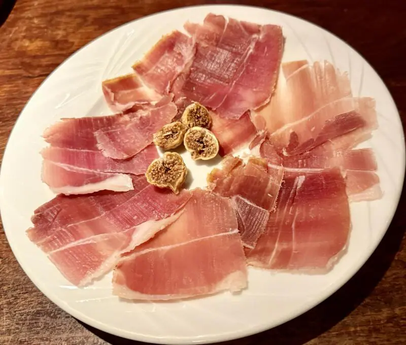 FOODS BAR BLUE CANARY 2nd ブルーカナリヤ セカンド 千葉県船橋市本町 京成船橋 ジャンポンサヴォワ フランス産生ハム