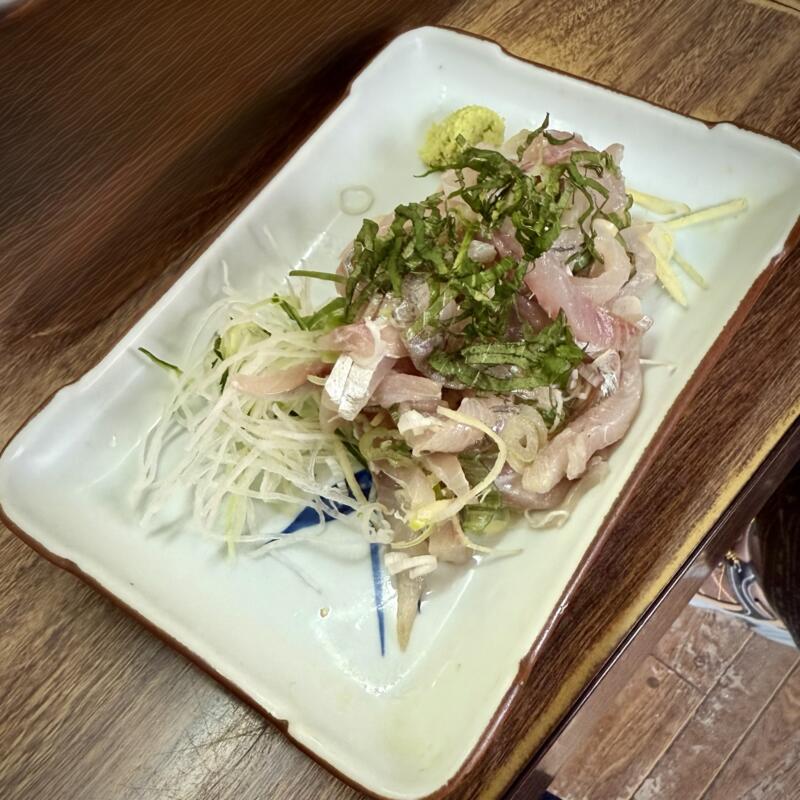 さすけ食堂 艶ちゃんのさすけ食堂 千葉県富津市金谷 浜金谷駅 カジメ半フライ 金のアジ 黄金アジ アジ あじたたき 鯵タタキ