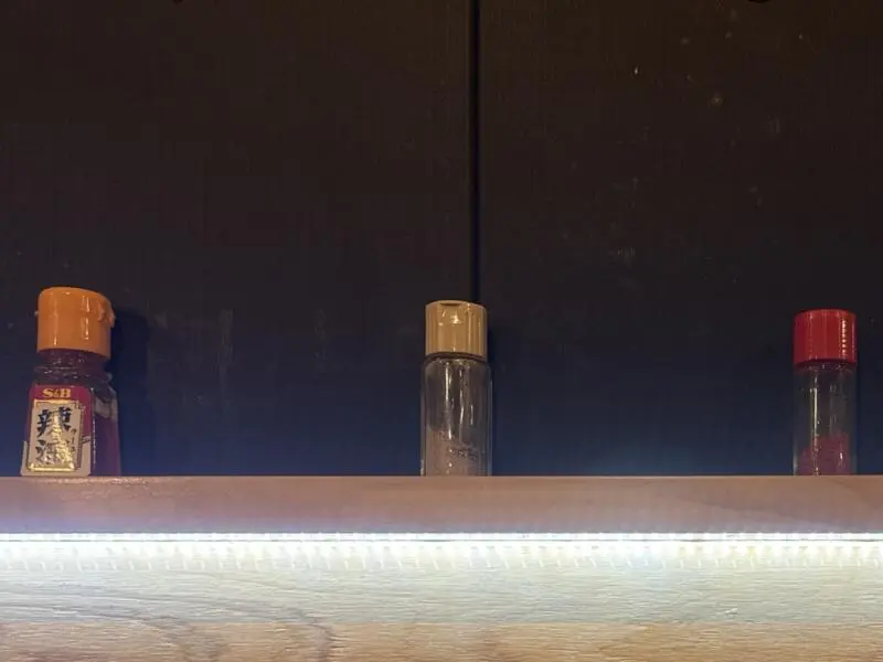 大衆食堂 第三倉庫 一撃製麺所 秋田県大仙市払田 山形県極太醤油らーめん ケンちゃんラーメン 煮干しラーメン 味変 調味料